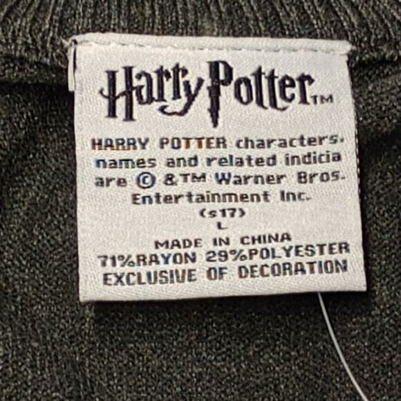 NWT Harry Potter Gryffindor Cardigan – Junior Large, NWT - Picture 3 of 8